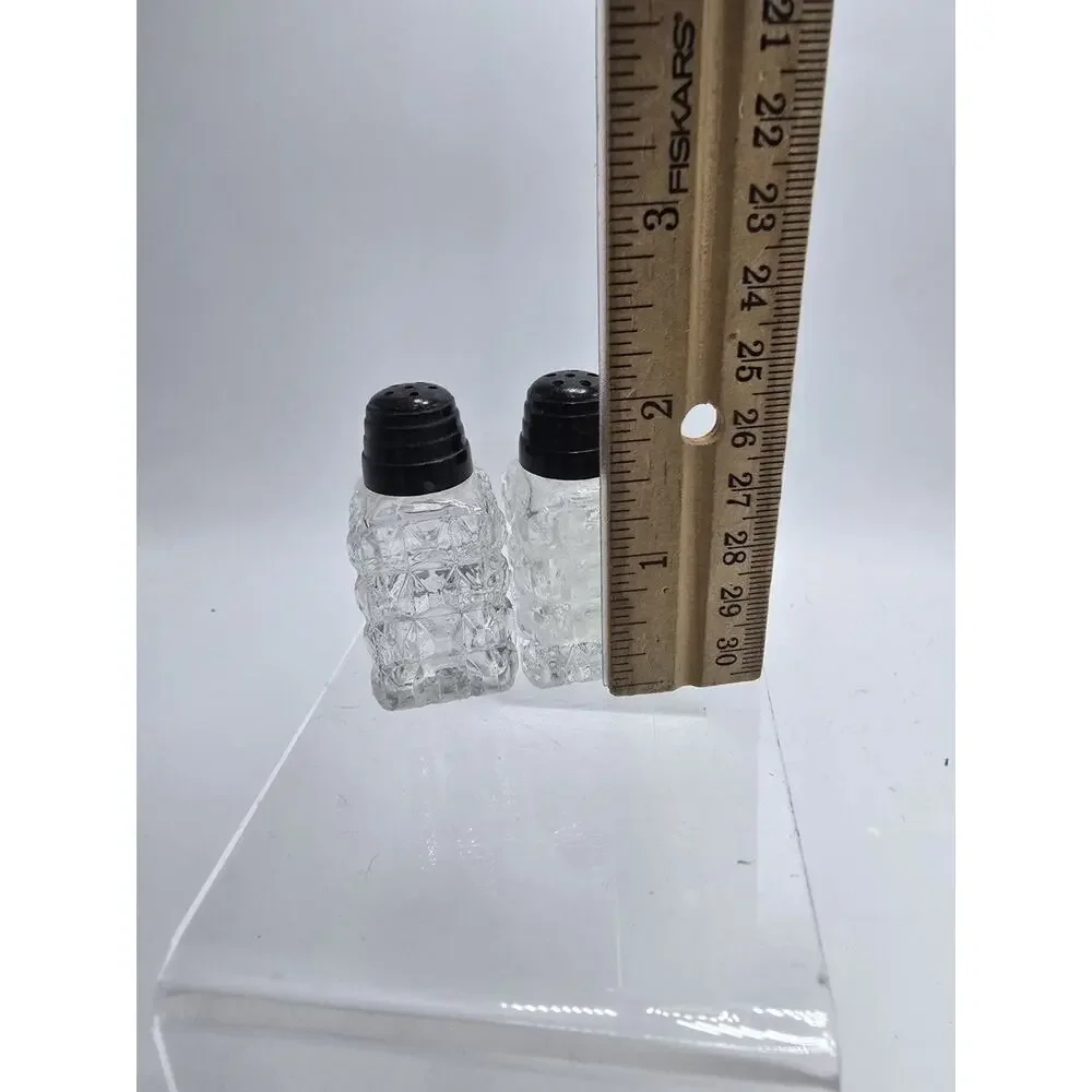 Vintage Small Crystal Salt Pepper Shaker...2